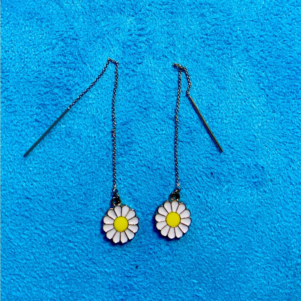 ModCloth earrings. Bundle options or propose your own. Shipped with flair :)